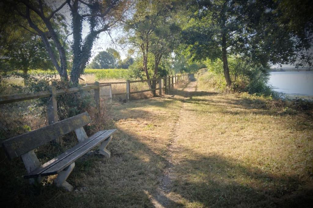 Maison La Plage Cadre Verdoyant Et Calme Villa Port-Mort Buitenkant foto